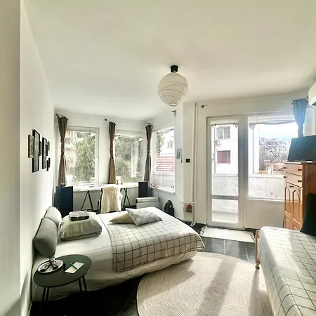 Modern Flat Near Downtown Appartement *